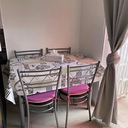 Oasis Relax * طوستا ديل سيلونثيو